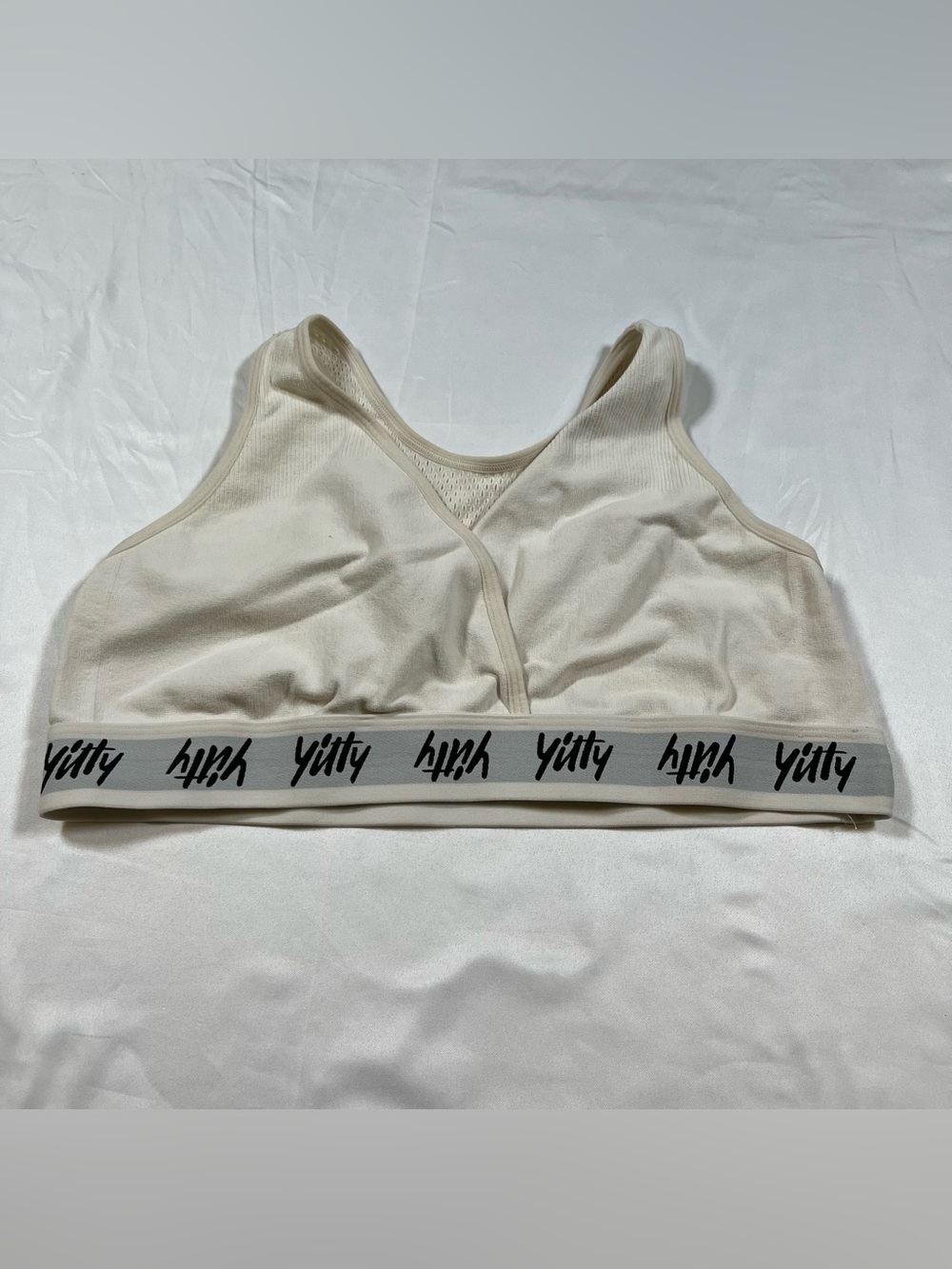 Yitty women’s sports bra unpadded size L white
